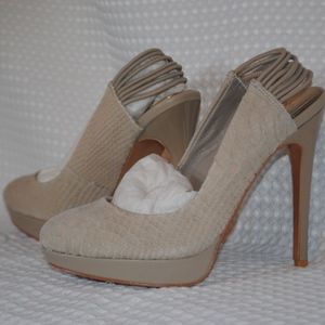 Never worn! Mark+James Badgley Mischka "Marcy"